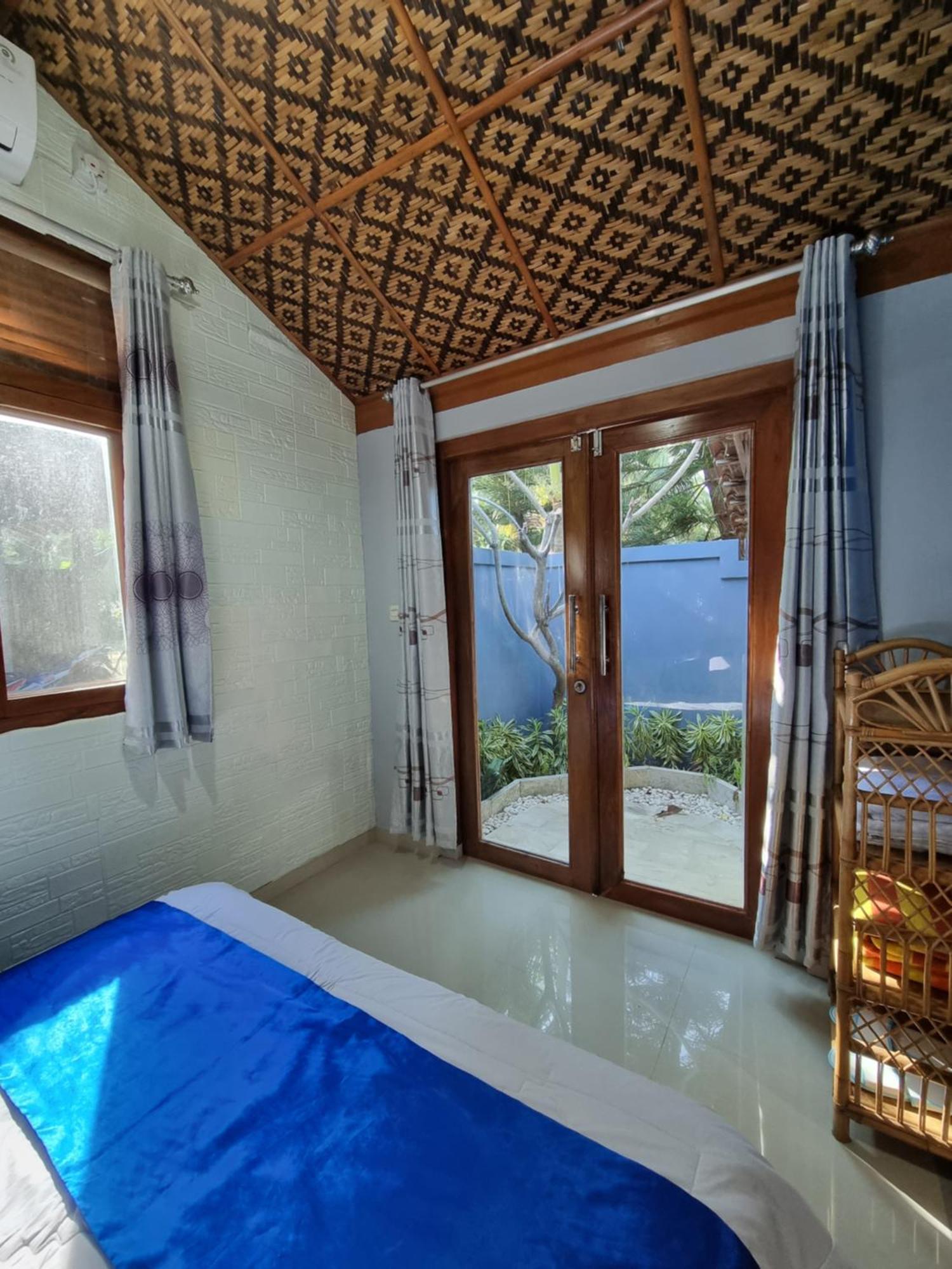 Istana Ombak Eco Resort Pacitan Extérieur photo
