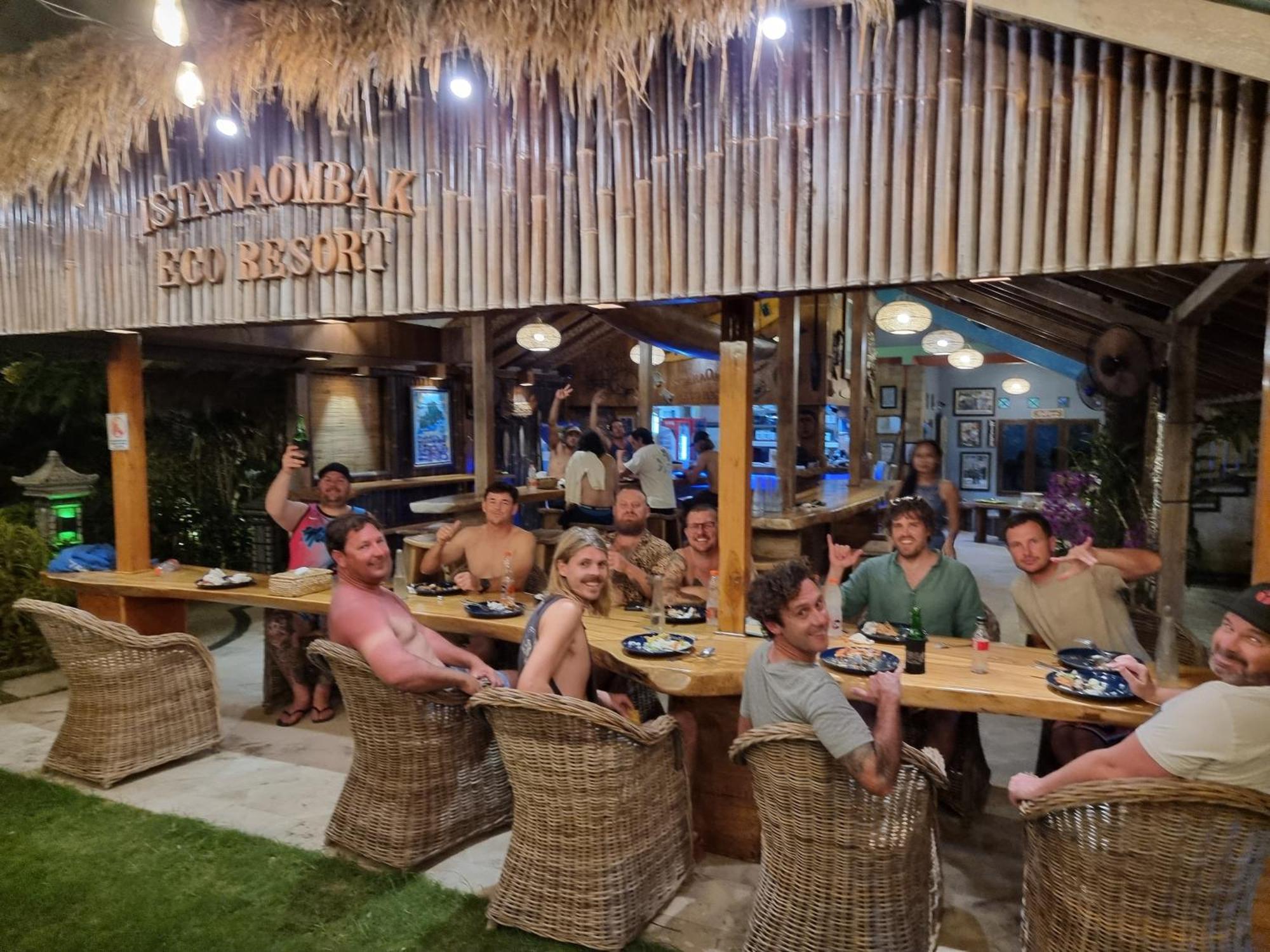 Istana Ombak Eco Resort Pacitan Extérieur photo